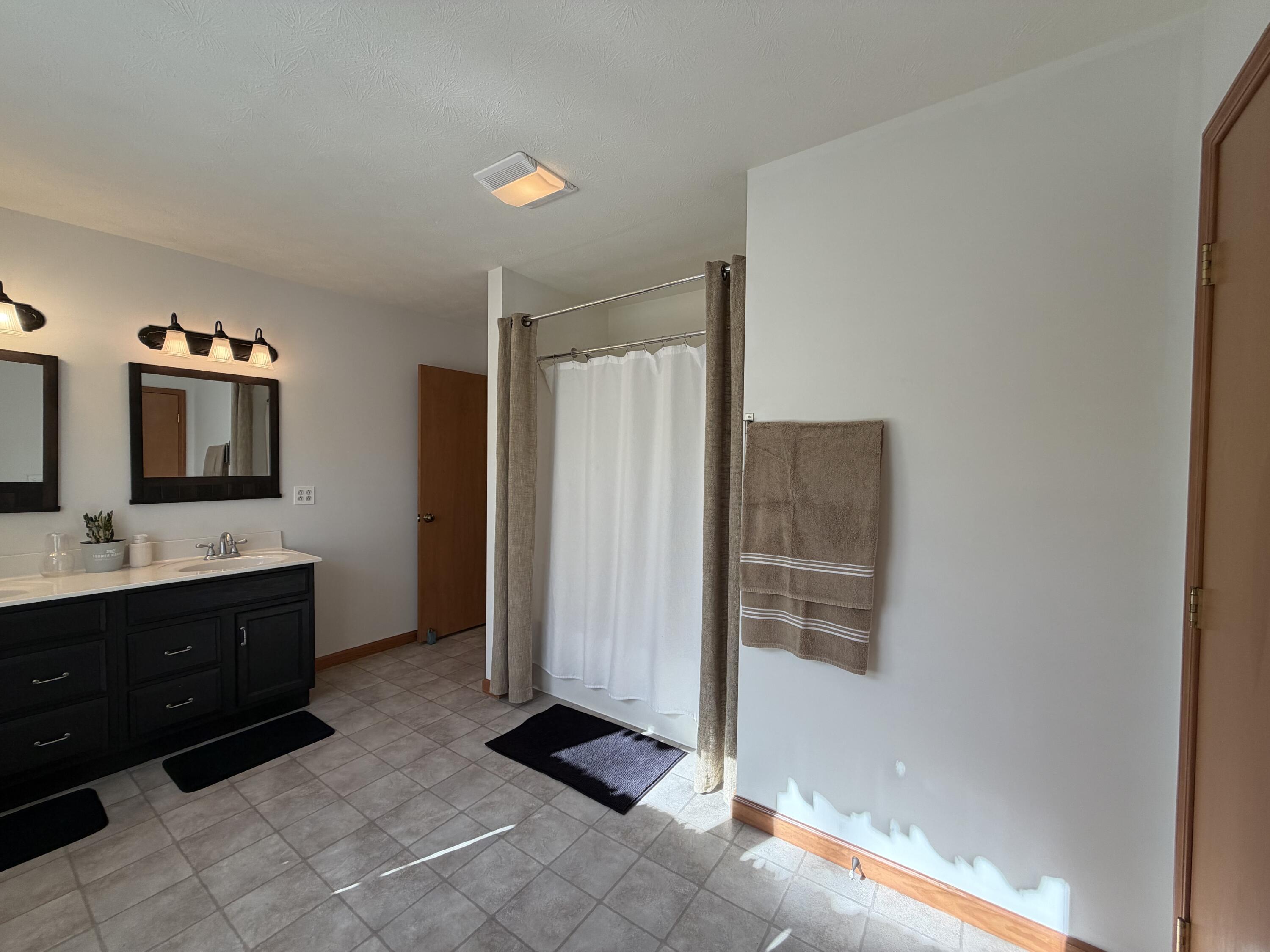 5030 State Route 4, Mechanicsburg, Ohio 43044