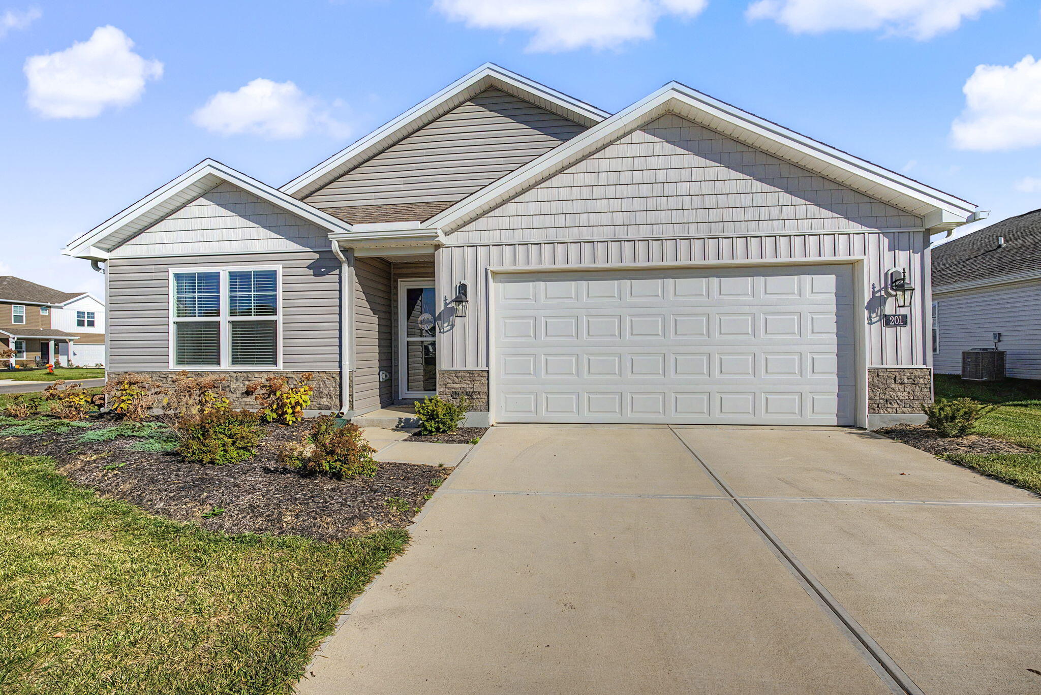 201 Lightfoot, New Carlisle, Ohio 45344